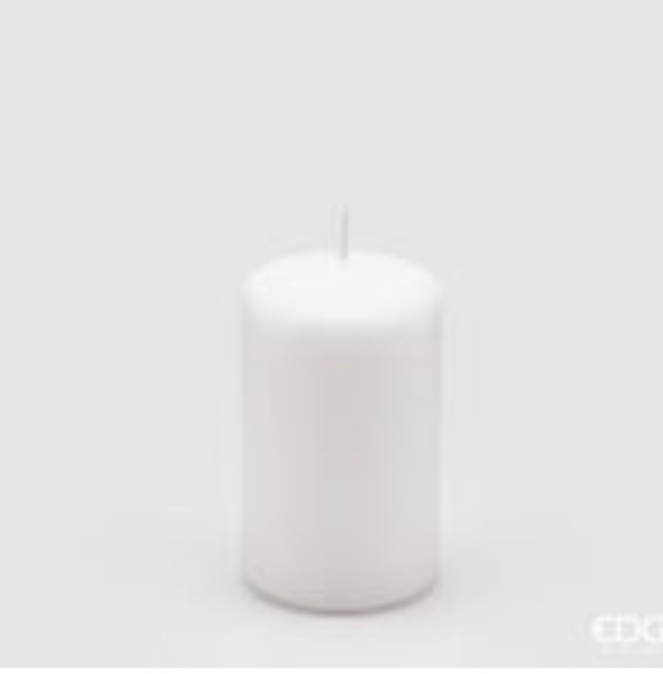 Candela classica moccolo colore bianco H 10 D 6  215 gr durata 32 ore