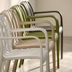 Sedia  righe in  Polipropilene uso esterno  H80 L55 L56  Bianco