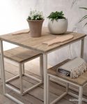 Set tavolo e due sgabelli finitura ferro bianco