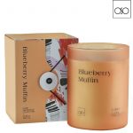 Candela in vetro Akemi blueberry muffin 350 gr vetro rosa pesca 8,60 cmxh11,30cm